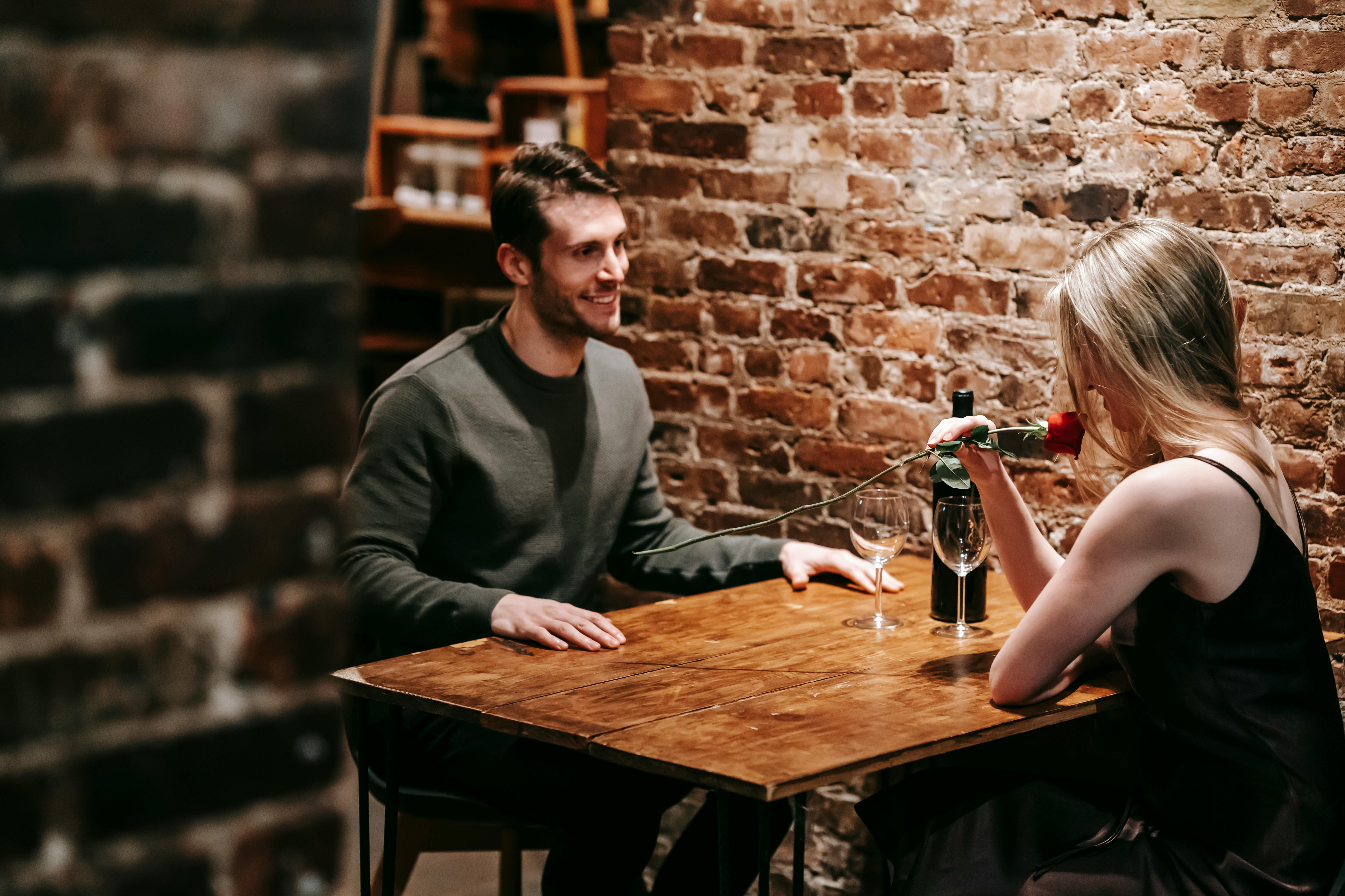 The 9-Message Playbook: What to Text After the First Date